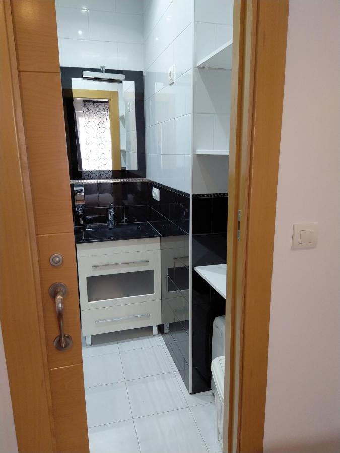 Homelunead Apartamento En Gijon Centro Al Lado De La Playa Exterior photo